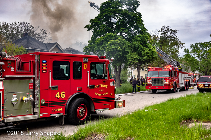 Detroit Firefighters At Work FireScenes Net