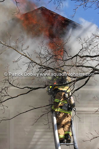 3-alarm fire in East Hartford CT