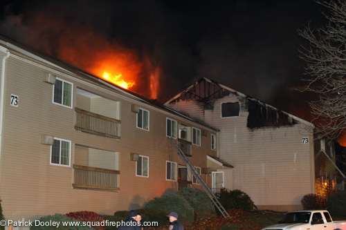 3-Alarm apartment building fire in Meriden, CT