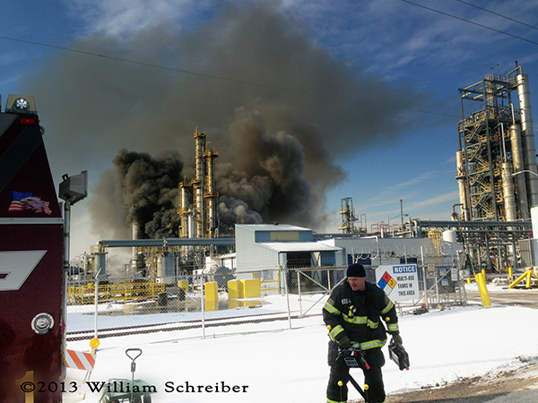 Blue Island Phenol Plant explosion injures two in Alsip IL 12-13-13