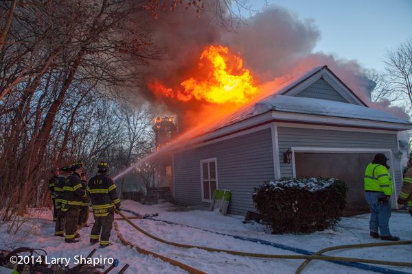 large home in Wadsworth IL destroyed by fire 1-23-14