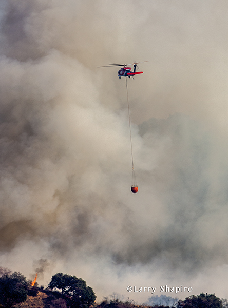 helicopter working at wild land fire