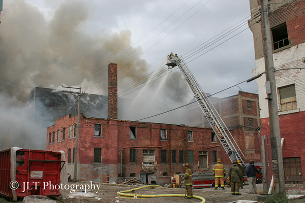 huge warehouse fire in Detroit