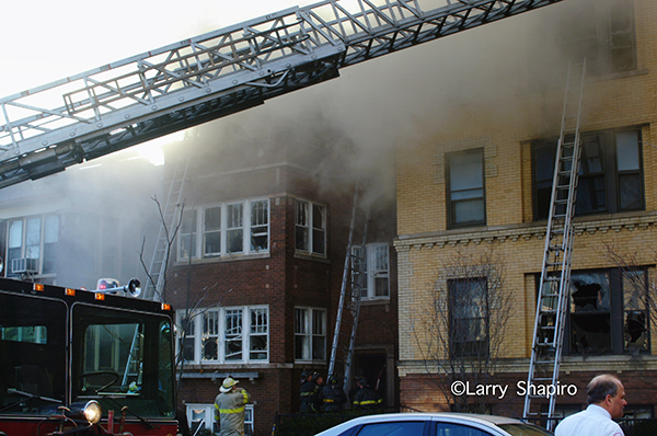heavy smoke from top floor of Chicago home