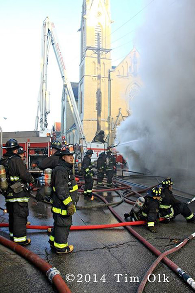 Chicago FD Snorkel at fire scene