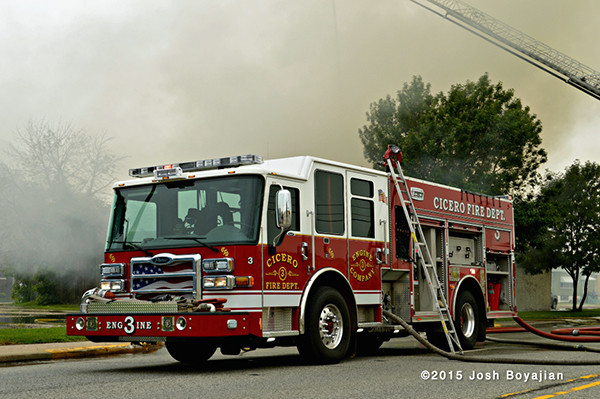 Pierce Dash CF PUC fire engine at a fire