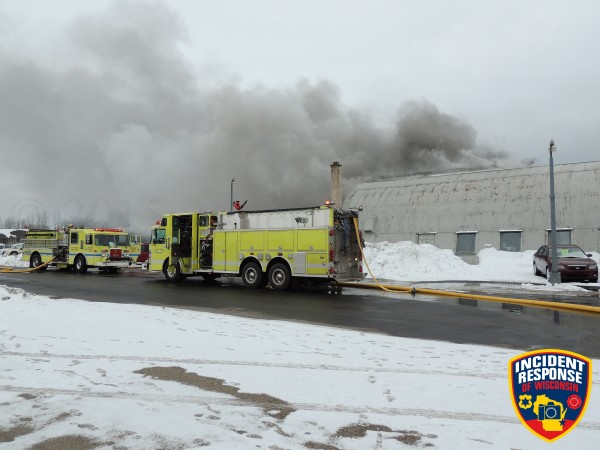 heavy smoke from auto repair shop fire