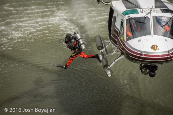 fire department diver deploying from the Chicago FD helicopter
