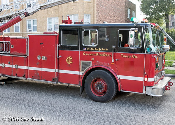 old Seagrave truck still in use in Chicago