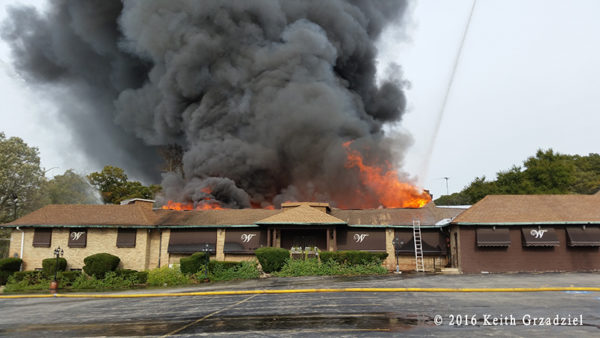 massive fire destroys restaurant