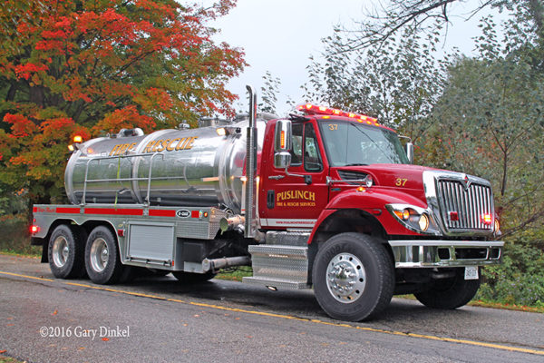 Puslinch Fire Rescue fire truck Water Master tanker
