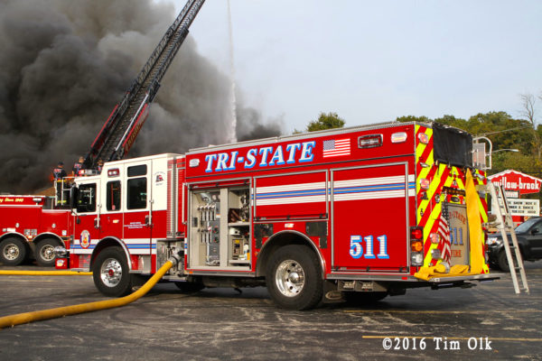 Tri-State FPD engine at fire scene