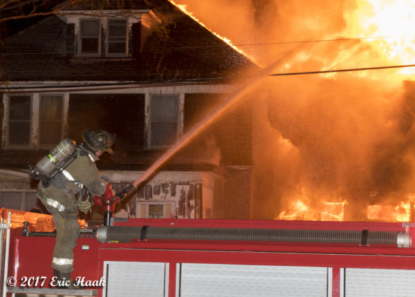 Detroit firefighter deploys deck gun at house fire
