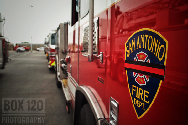 San Antonio fire engine with band over the decal for a fallen firefighter