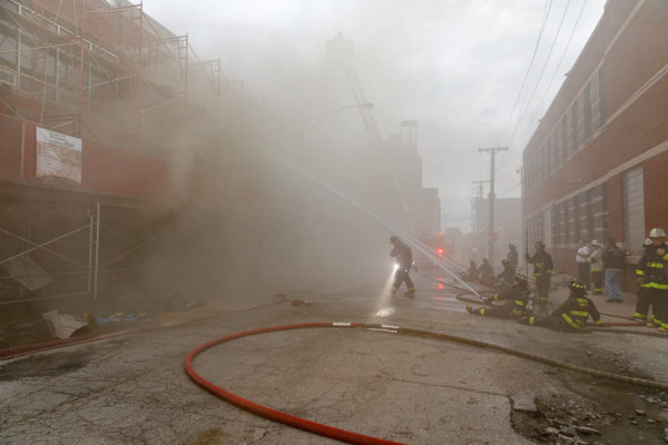 Chicago Firefighters battle commercial building fire