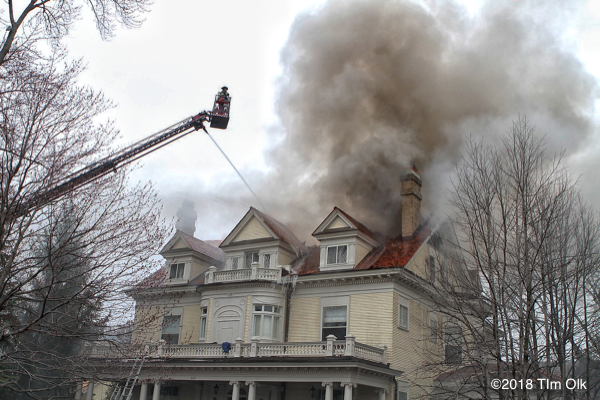 large house in Hinsdale destroyed by fire