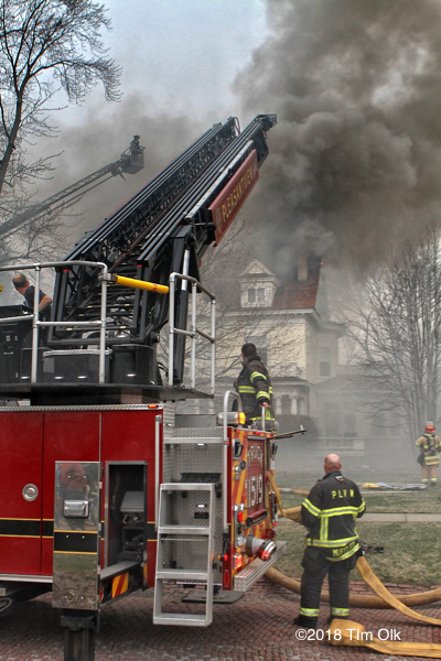 large house in Hinsdale destroyed by fire