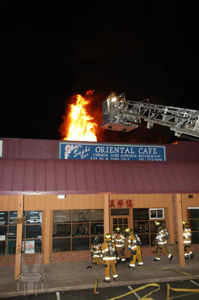 2-Alarm commercial building fire in Vernon CT in a restaurant