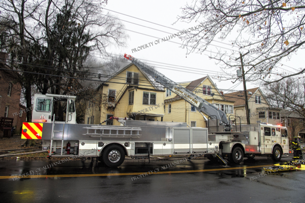 New Haven FD Seagrave TDA at fire scene