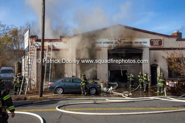 commercial building fire in Hartford