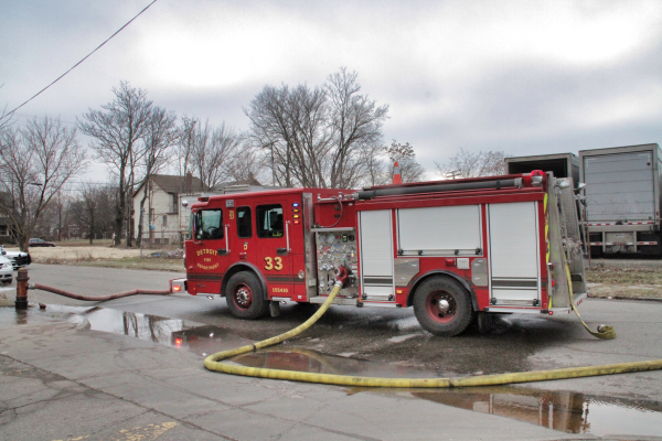 Spartan Smeal fire engine at work in Detroit