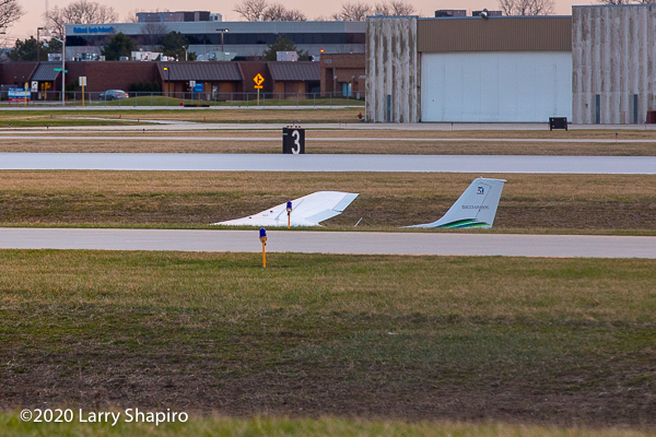 plane misses runway at Chicago Executive Airport