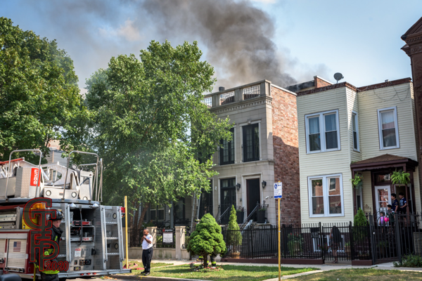 working fire in Chicago 8-26-20