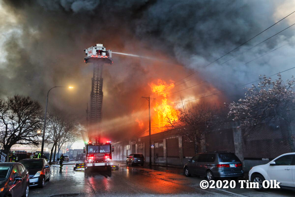 4-11 Alarm fire in Chicago 12-10-20