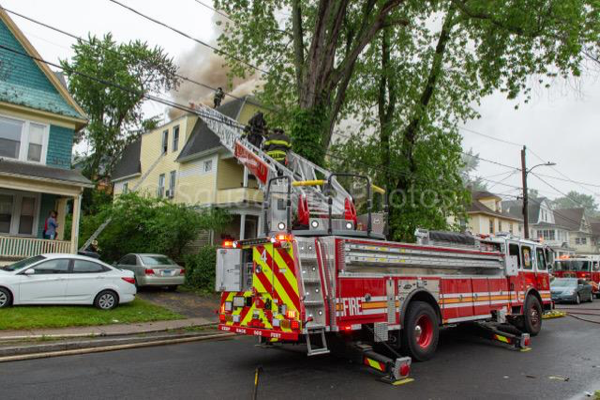 Firefighters battle 2-alarm fire in Hartford CT