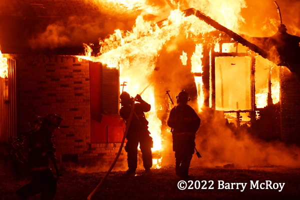 #firescenes.net; #BarryMcRoy; #ColletonCountyFireRescue; #firefighters; #totallyengulfed