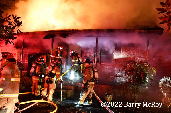 #firescenes.net; #BarryMcRoy; #ColletonCountyFR; #housefire; #houseengulfedbyfire
