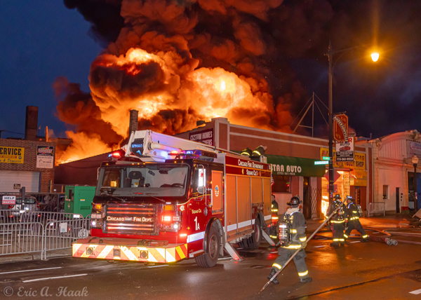 #firescenes.net; #EricHaak; #CFD; #massivefire; #rosenbaueramerica; #ChicagoFD; #ACP55; #Commander;