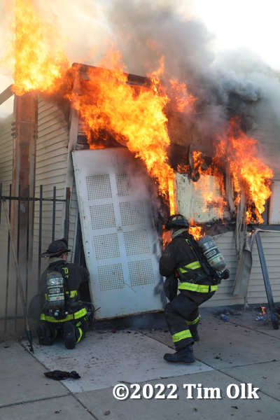 #firescenes.net; #TimOlk; #ChicagoFD; #firefighters; #Firescene;