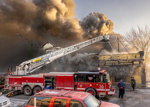 #chicagoareafire.com; #EricHaak; #ChicagoFD; #smoke; #fire; #2-11; #EONEStrength; #ChicagoTL39; #FireTruck;