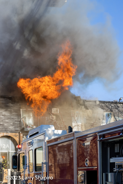 #firescenes.net; #larryshapiro; #shapirophotography.net; #PalatineFD; #apartmentfire; #DundeeQuarter; #massivesmoke; #flames; #fireball;