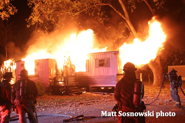 #firescenes.net; #FlintFD; #MattSosnowski; #trailerfire; #mobilehome; #fire; #flames; #firefighters;