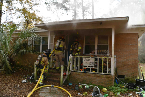 #firescenes.net; #ColletonCountyFR; #firescene; #firefighters; 